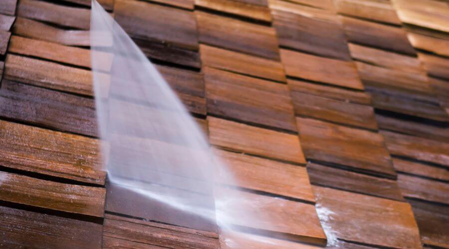 Professional gutter cleaning in Kamrar, IA